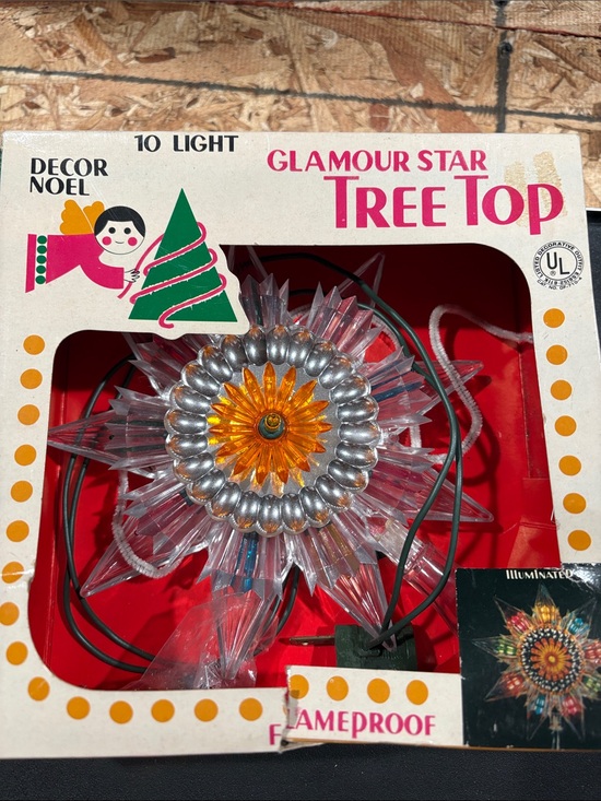Other - Vintage Glamour Star Tree Top - Gold & Silver with Orange Center